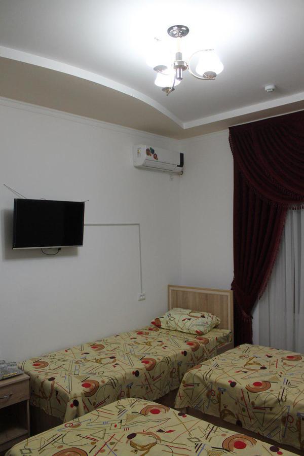 בוקורו Daryo Hostel מראה חיצוני תמונה