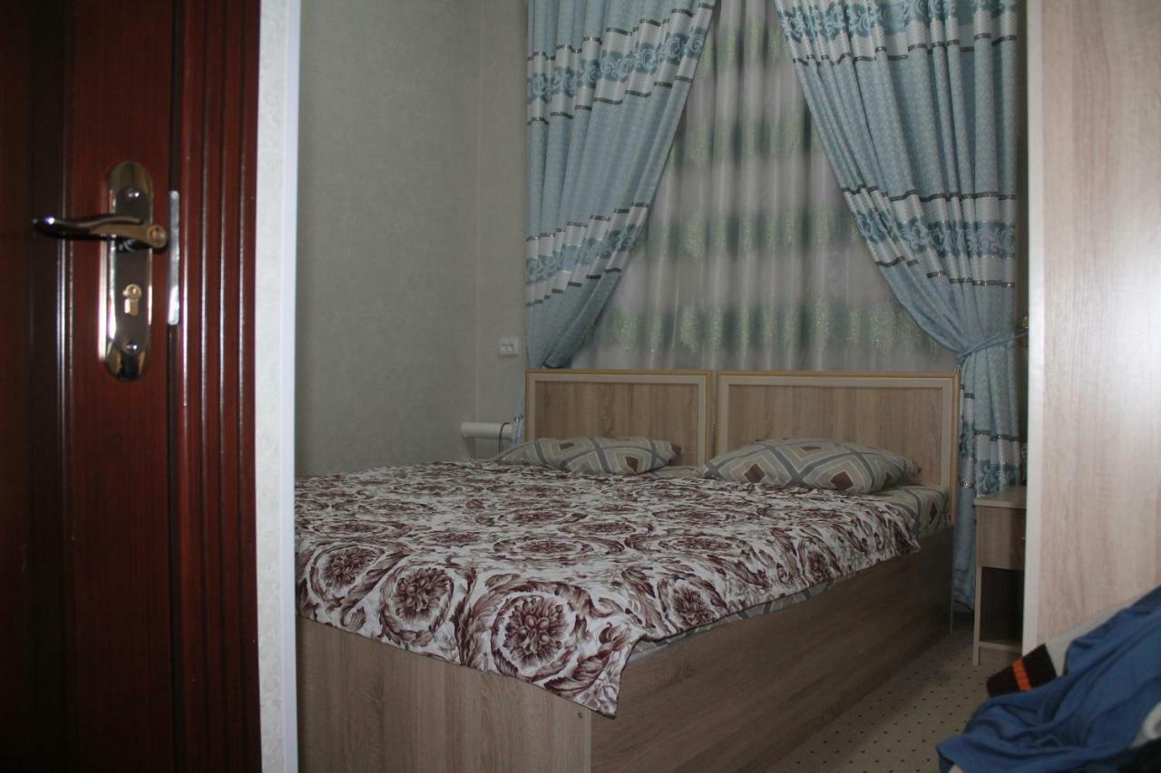 בוקורו Daryo Hostel מראה חיצוני תמונה
